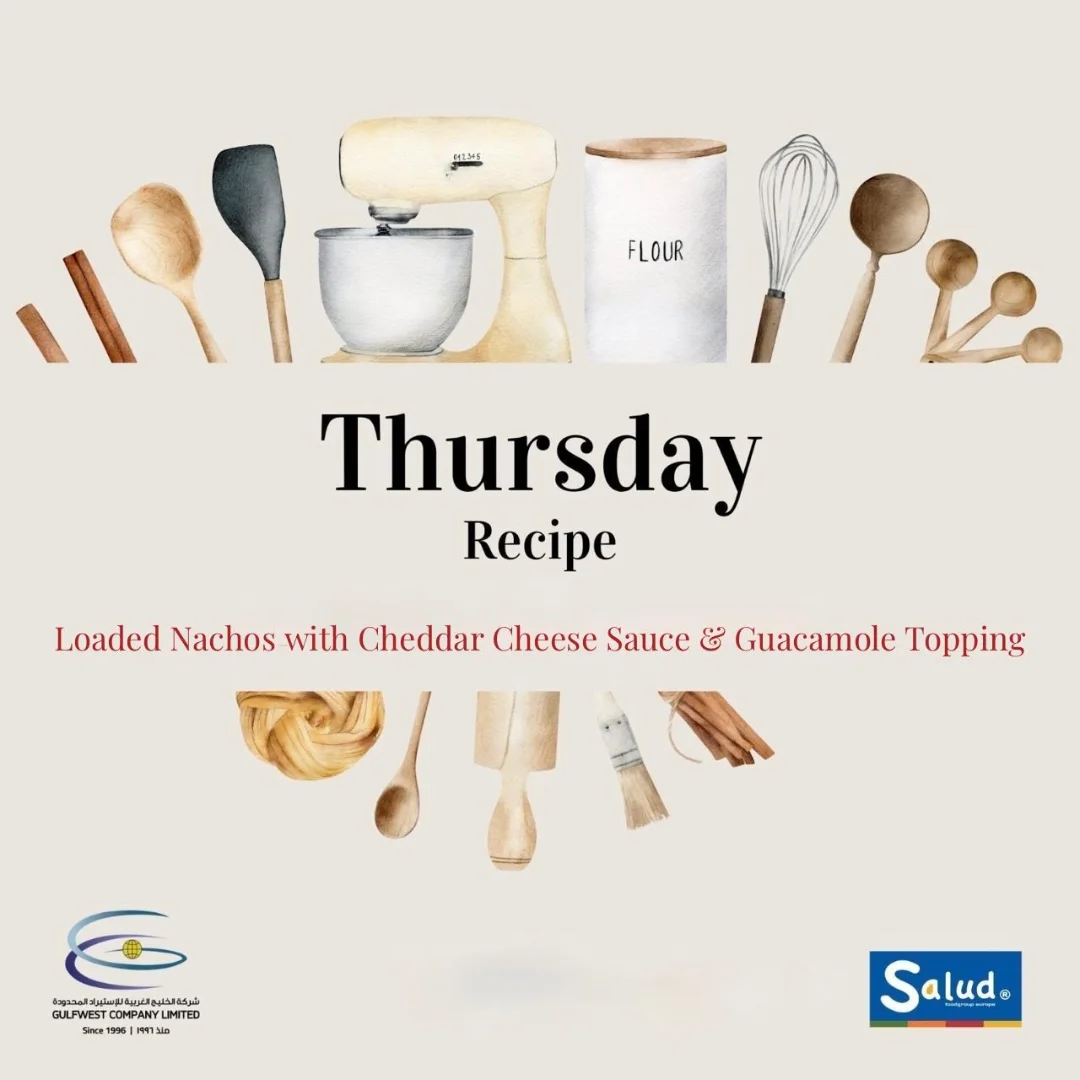 Recipe of Loaded Nachos with Cheddar Cheese Sauce & Guacamole Topping